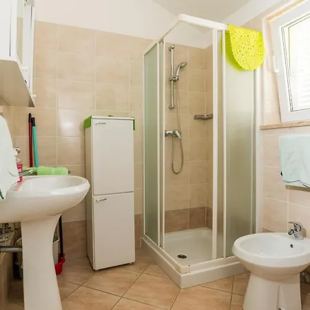 بيت ضيافة Punta Viktory أوماغ