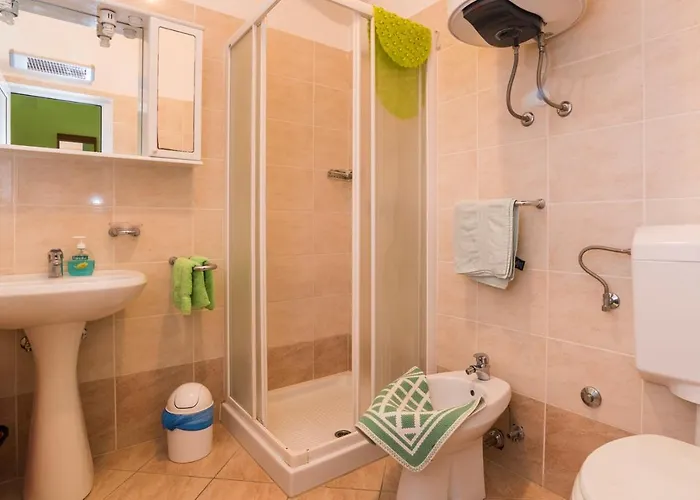 Gostinjska kuća Punta Viktory 3*